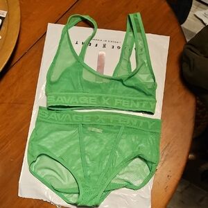 Savage X Fenty Kelly Green Fishnet Scoopneck Bra And Brief Size S/S